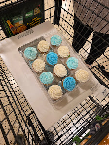 Florida Shopping Center photo 2