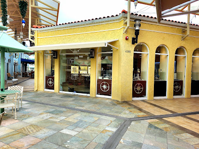 The Village Shops on Venetian Bay photo 5