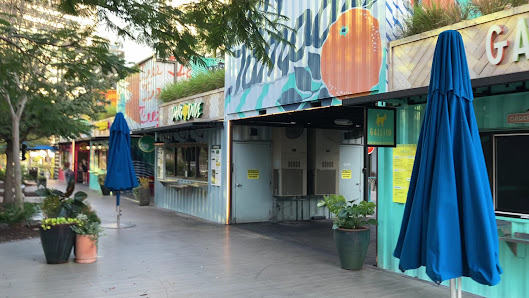 Channelside Bay Plaza photo 3