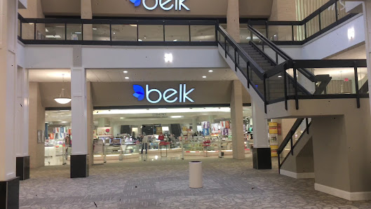 Fort Henry Mall photo 3