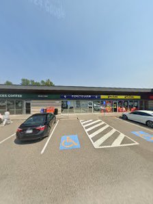 College Heights Plaza photo 3