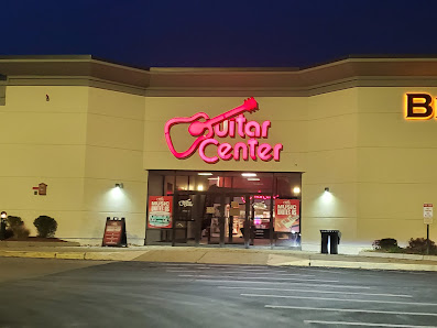 Cloverleaf Mall photo 1