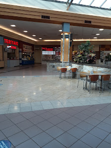 Everett Mall photo 6