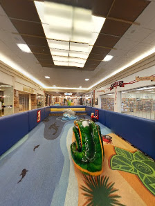 Everett Mall photo 8