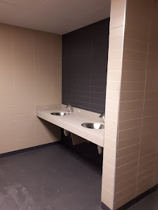 North Maple Mall photo 2