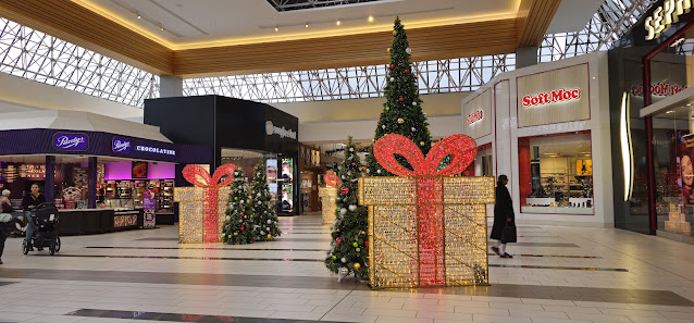 Woodgrove Centre photo 4