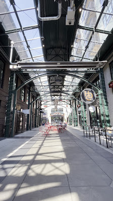 5th Street Market Alley photo 3
