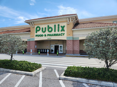 Boynton Lakes Plaza photo 1