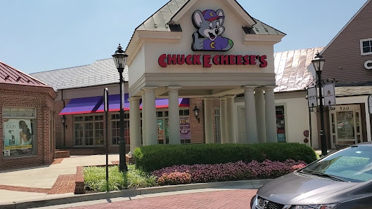 Gaithersburg Square photo 3
