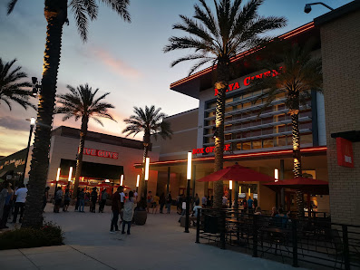 Campus Pointe at Fresno State photo 1