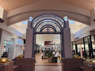 Columbia Center Mall photo 1