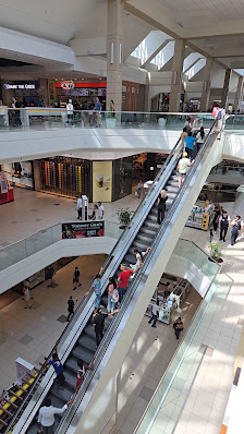 Bayshore Shopping Centre photo 4