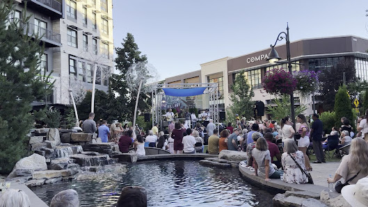 Lake Hills Village photo 3