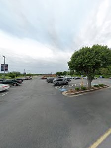 Village Square Shopping Center photo 3