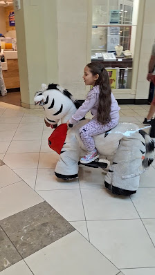 Edison Mall photo 2