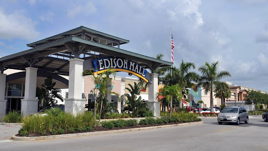 Edison Mall photo 6