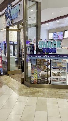 Escondido Mall photo 3