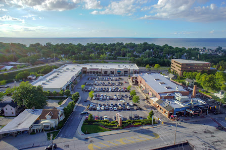 Beachcliff Market Square photo 5