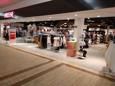 Totem Mall photo 2