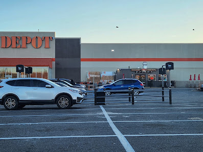 Quartermaster Plaza photo 1