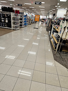 Riverside - Woodman Plaza photo 4