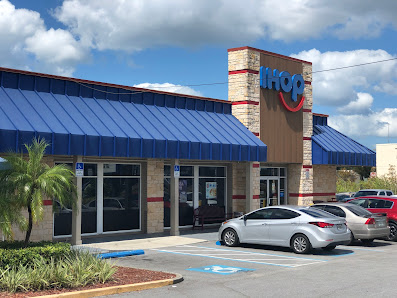 Bayside Lakes Shopping Center photo 1