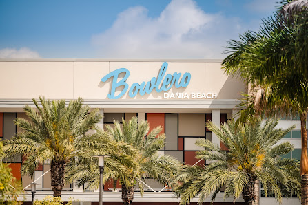 Dania Pointe photo 5