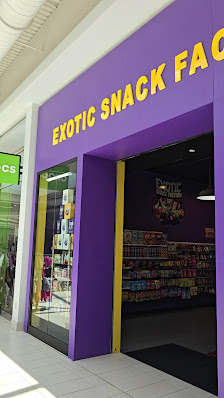 Fashion Outlets of Niagara Falls USA photo 3