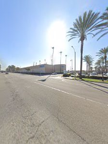 Anaheim Plaza photo 6