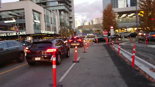 Station Square Metrotown photo 3