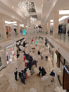 Westlake Crossing photo 2