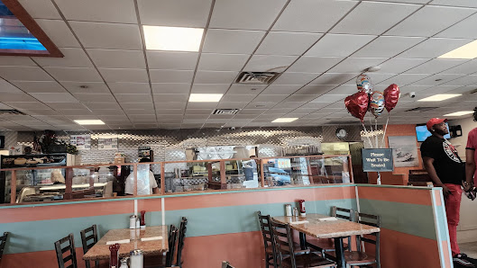 Elm Diner Plaza photo 5