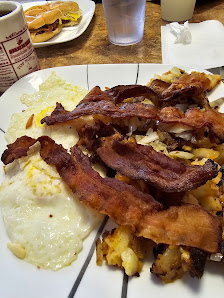 Elm Diner Plaza photo 6