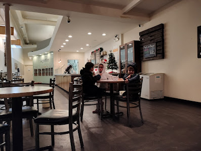 Schofield's Corner photo 2