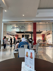 Westfield Galleria at Roseville photo 4
