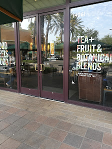 Almaraz Shopping Center photo 4
