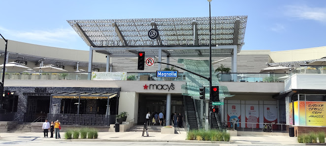 Burbank Town Center photo 1