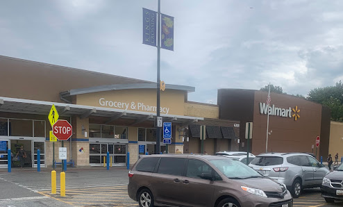Kings Crossing photo 1