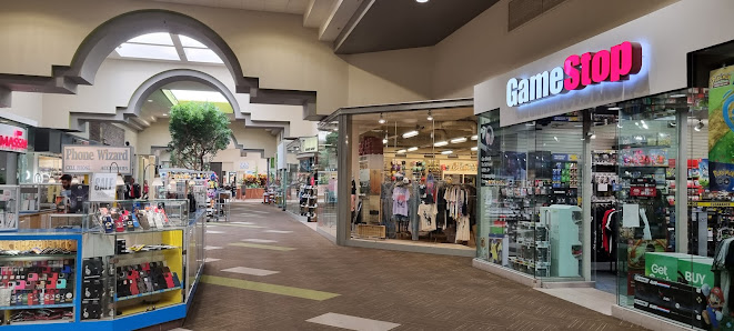 Chico Marketplace photo 4