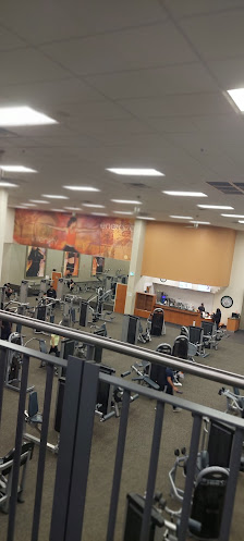 Niagara Plaza photo 2