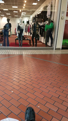 Security Square photo 3