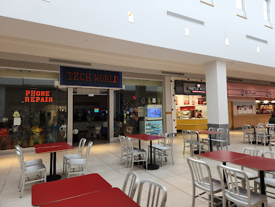 Manhattan Town Center photo 5