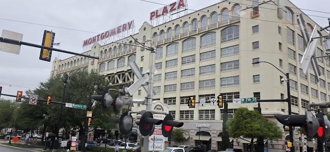 Montgomery Point Plaza photo 1