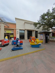 Amerige Heights Town Center photo 7