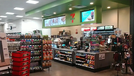 Brandon Town Ctr Dr photo 3