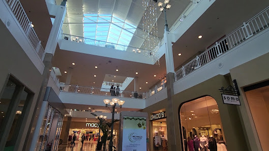 Bridgewater Commons photo 3