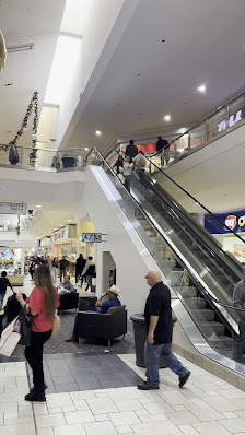 Vintage Faire Mall photo 3