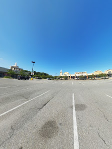 Clarksburg Premium Outlets photo 7