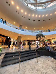 Erin Mills Town Centre photo 5