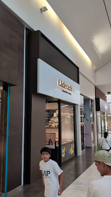 Los Cerritos Center photo 3
